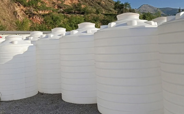 化工液体储存注意事项——选对PE临夏塑料桶避免安全隐患 化工液体储存注意事项——选对PE临夏塑料桶避免安全隐患