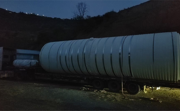 临夏圆桶运输途中