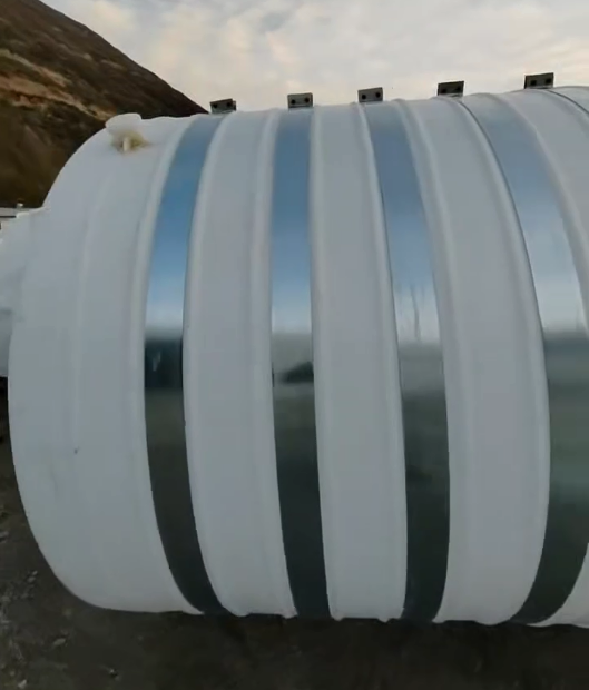 圆形临夏塑料桶批量交付案例：结构稳定，适配多行业液体储运需求